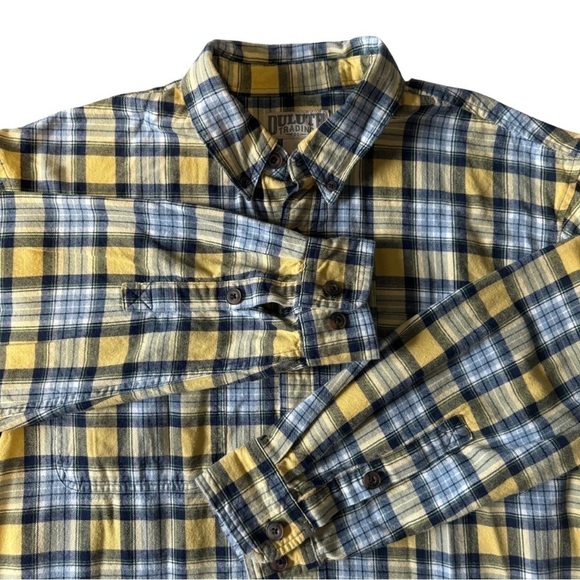 Duluth Trading Co. Men’s Plaid Flannel Shirt - Size Large - Picture 1 of 3